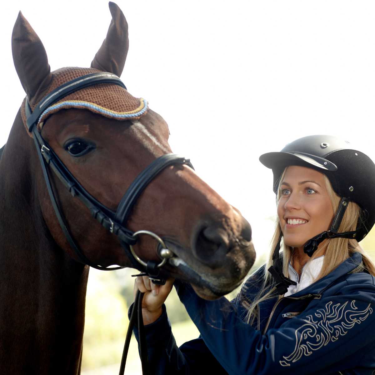 You are currently viewing Best Equestrian Helmets: Top Picks for Safety and Comfort in 2023